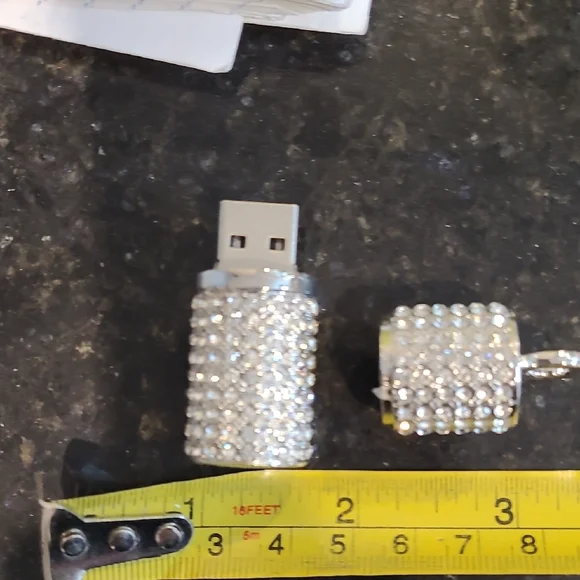 Sparkling Rhinestone Pendant - Picture 3 of 5